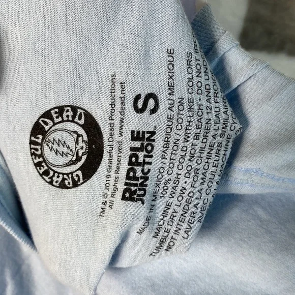 Grateful dead skull, light blue concert band T-shirt S - Picture 3 of 3